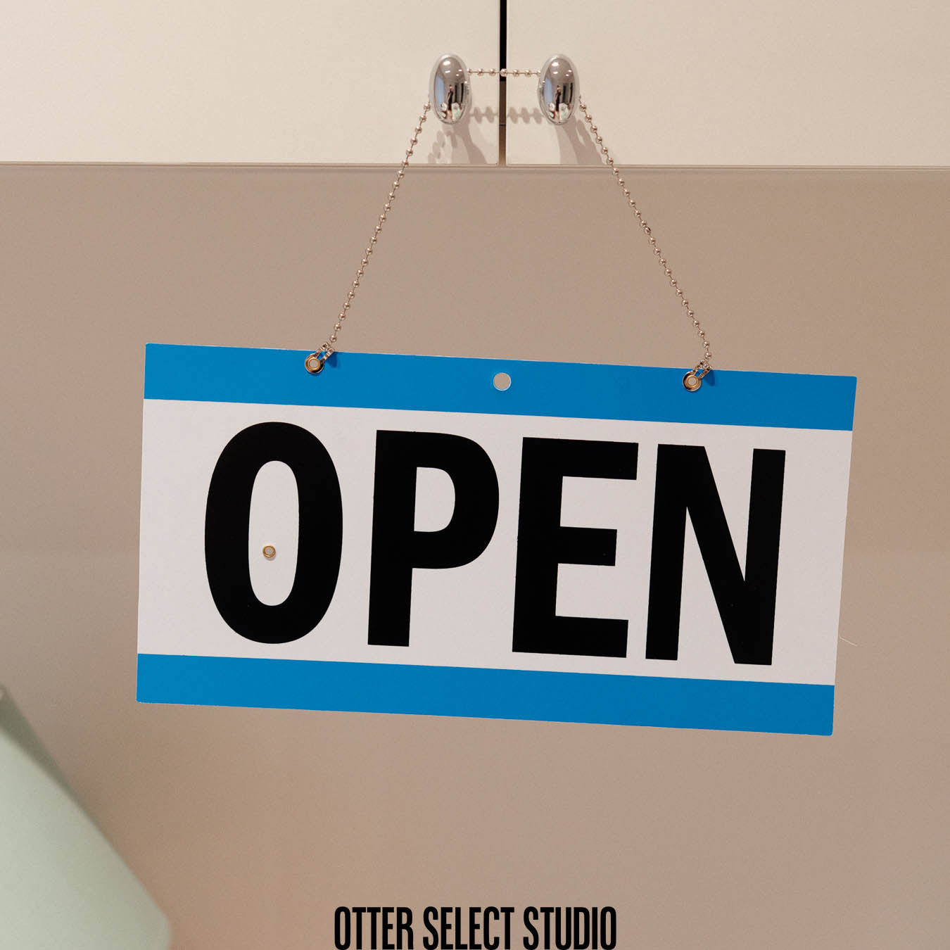 open/closed 返回時間 營業吊牌