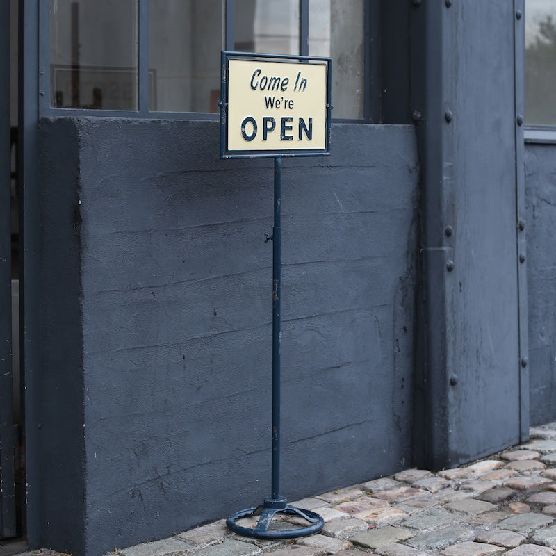 Dulton 旋轉立牌 open/closed